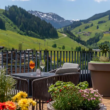 Adler Aparthotel Saalbach