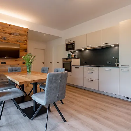 Adler Aparthotel 4*
